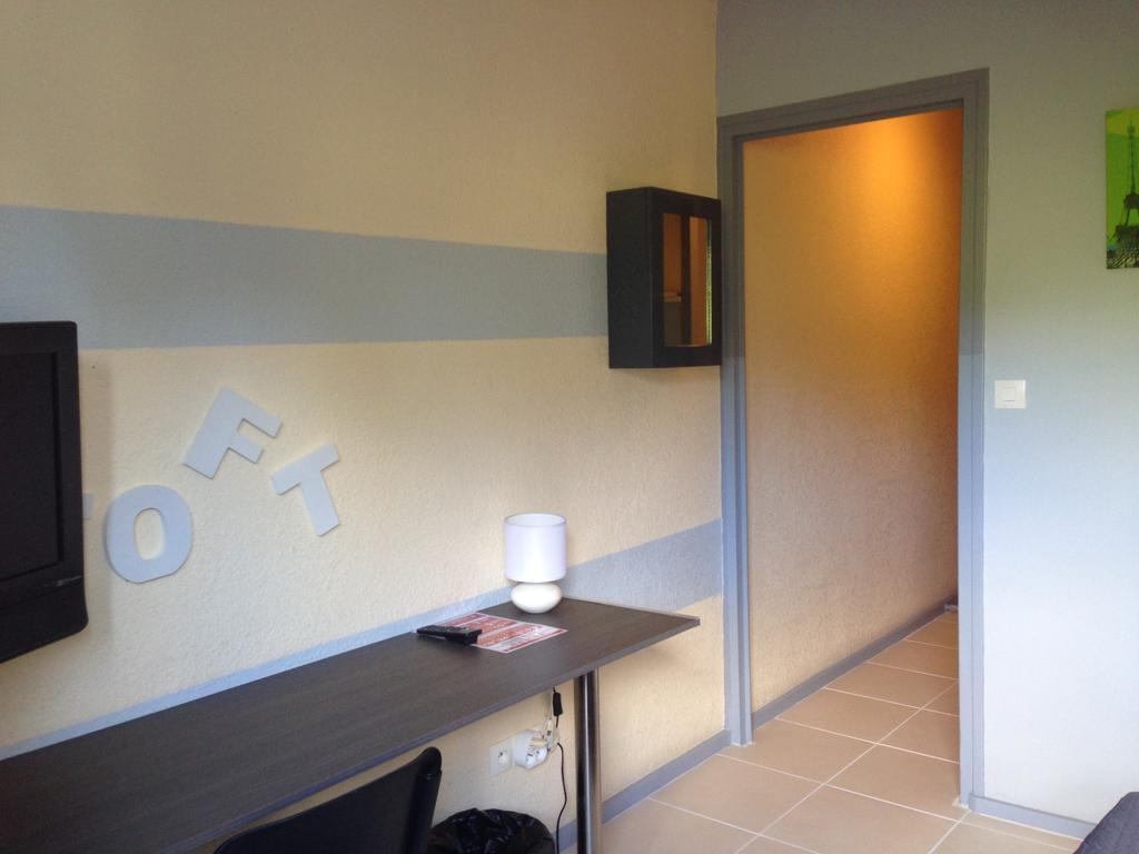 Enzo Hotel Sermoise Екстериор снимка